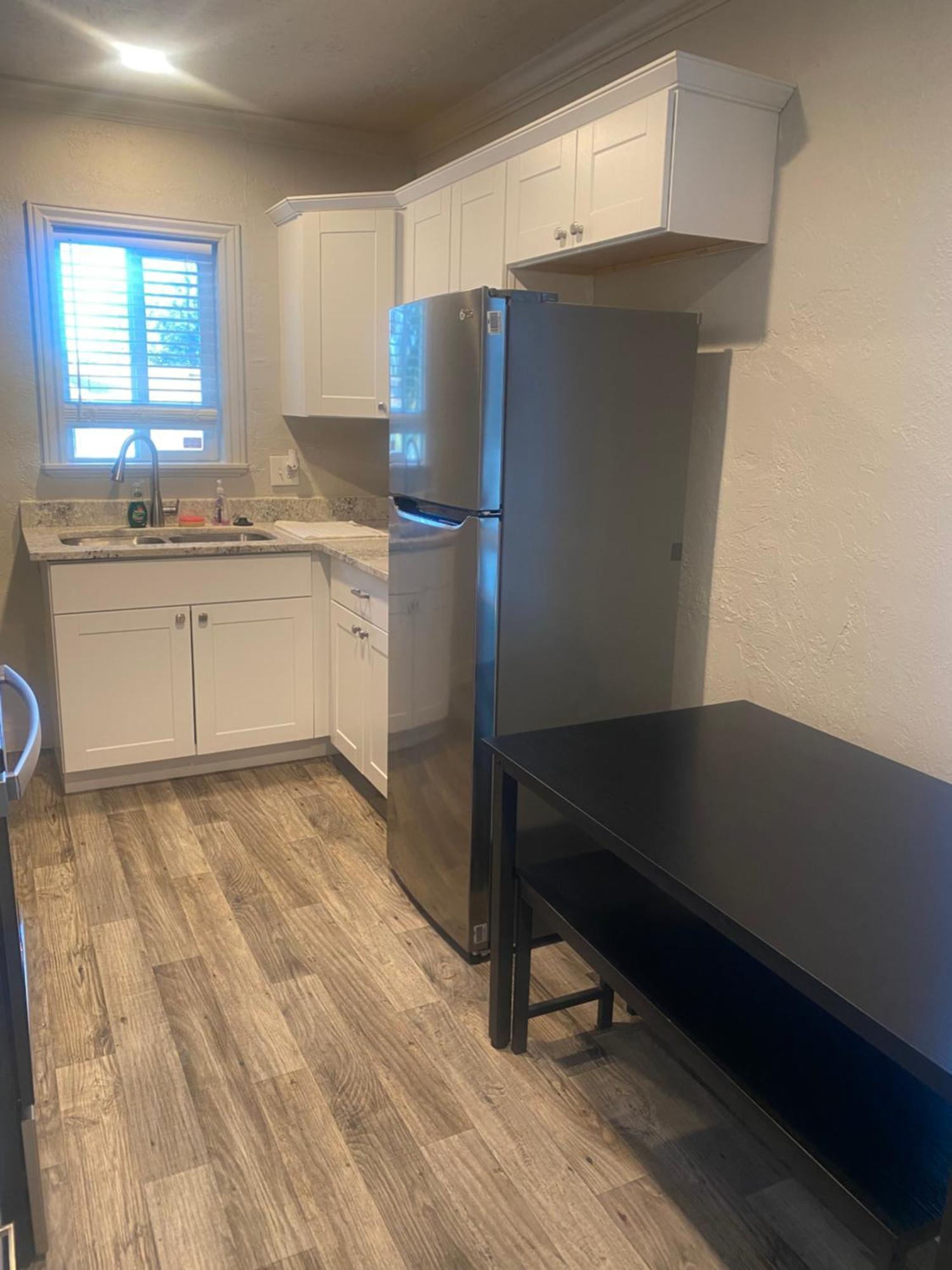 Cute Entire Small House With Large Yard! Pets Welcome! West Valley City Bagian luar foto